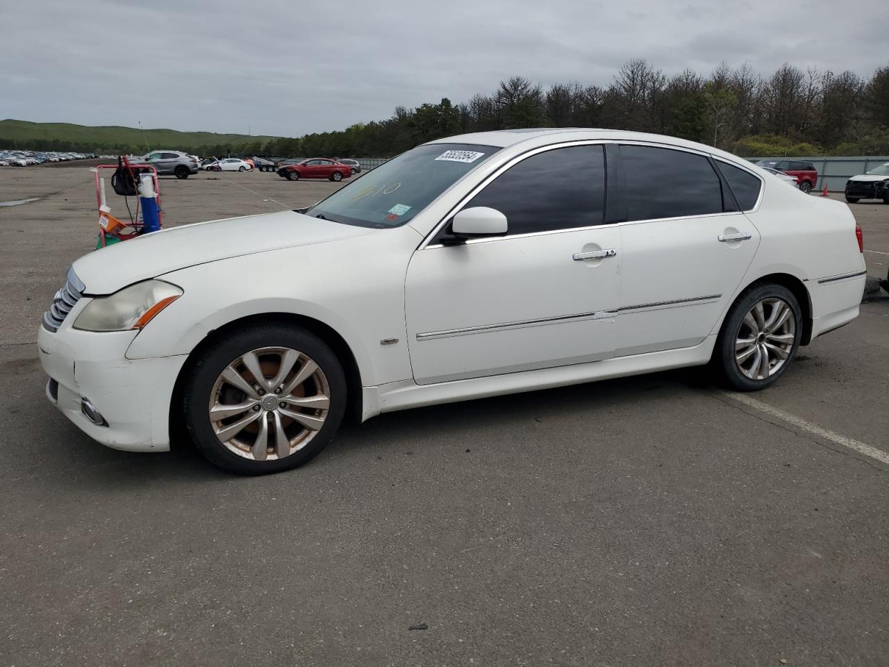 2010 INFINITI M35 BASE