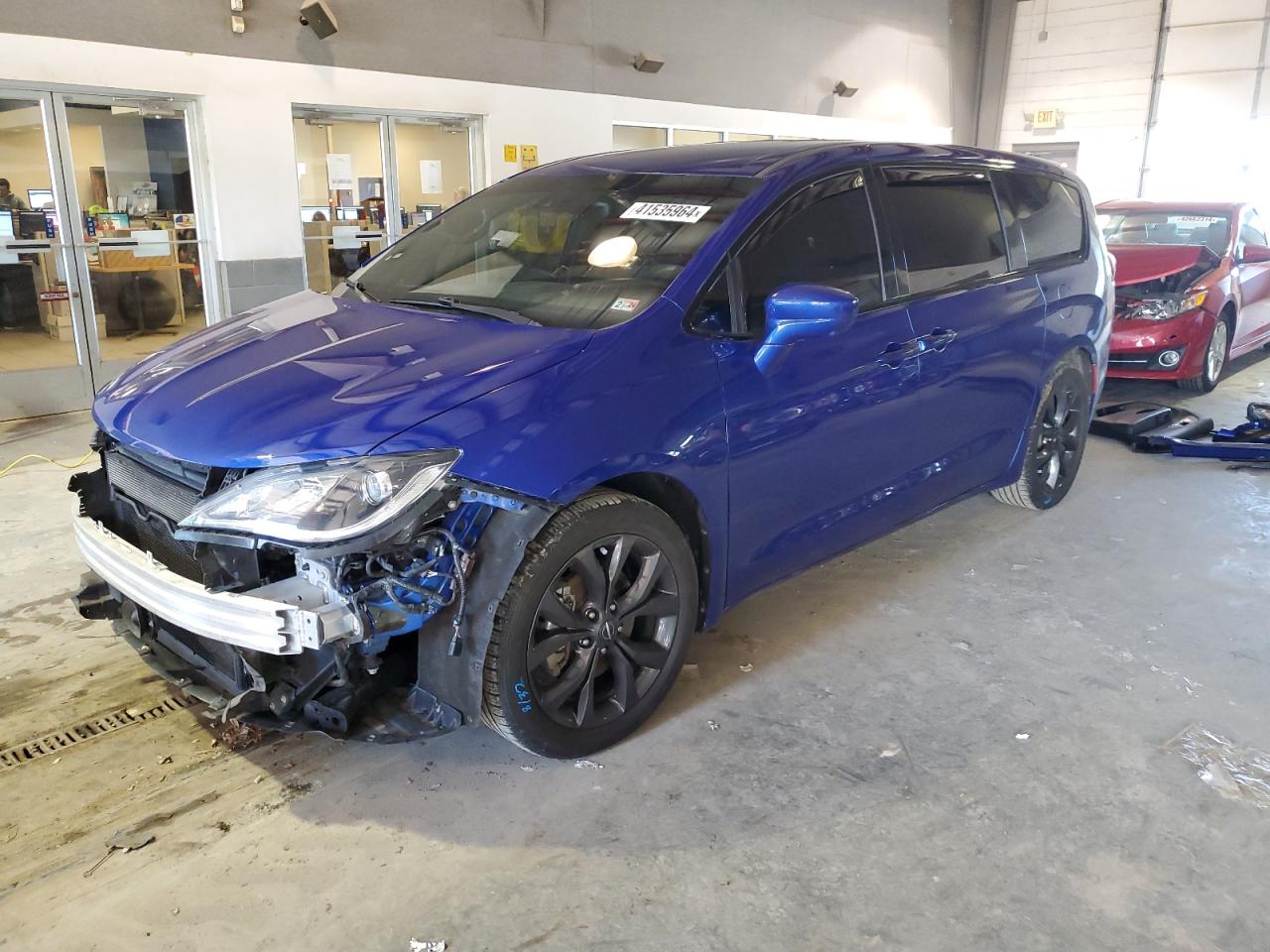 2019 CHRYSLER PACIFICA TOURING PLUS