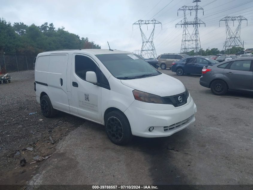 2014 NISSAN NV200 SV