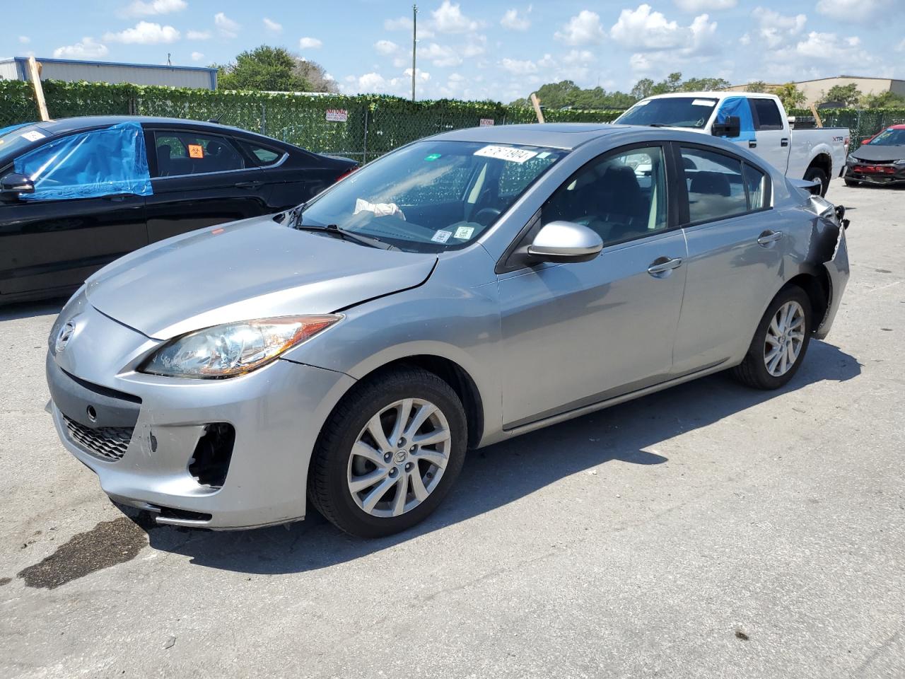 2012 MAZDA 3 I