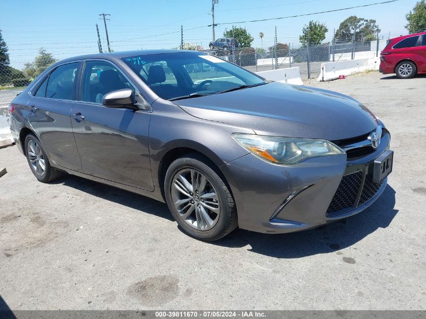 2015 TOYOTA CAMRY SE