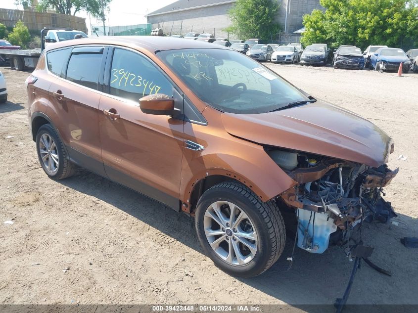 2017 FORD ESCAPE SE