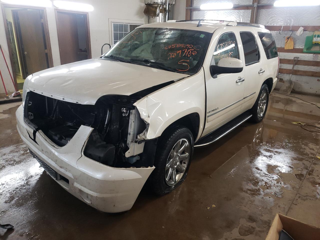 2010 GMC YUKON DENALI