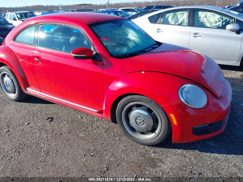 2012 VOLKSWAGEN BEETLE 2.5L