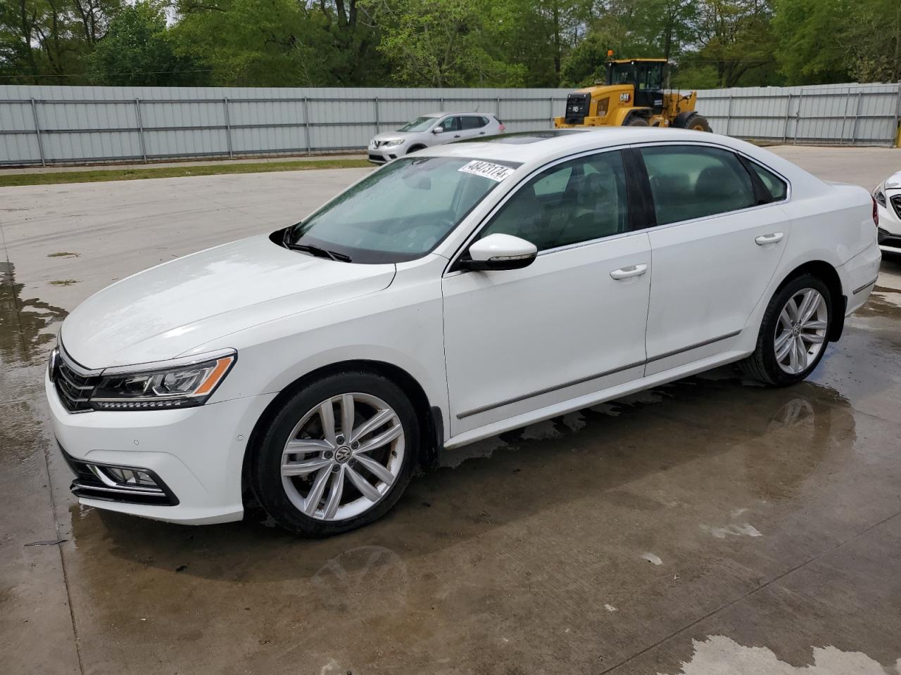 2018 VOLKSWAGEN PASSAT SEL PREMIUM