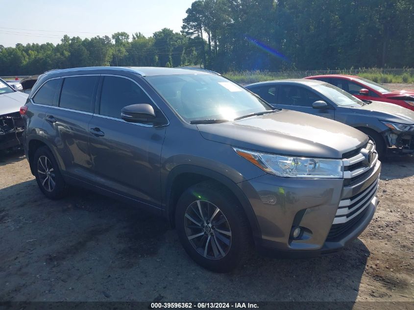 2017 TOYOTA HIGHLANDER SE/XLE