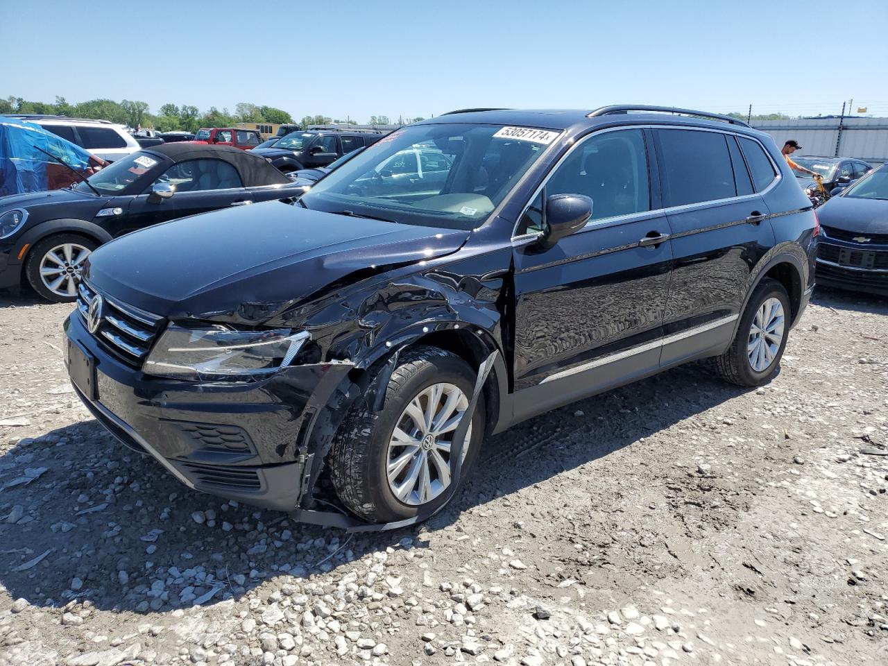 2018 VOLKSWAGEN TIGUAN SE