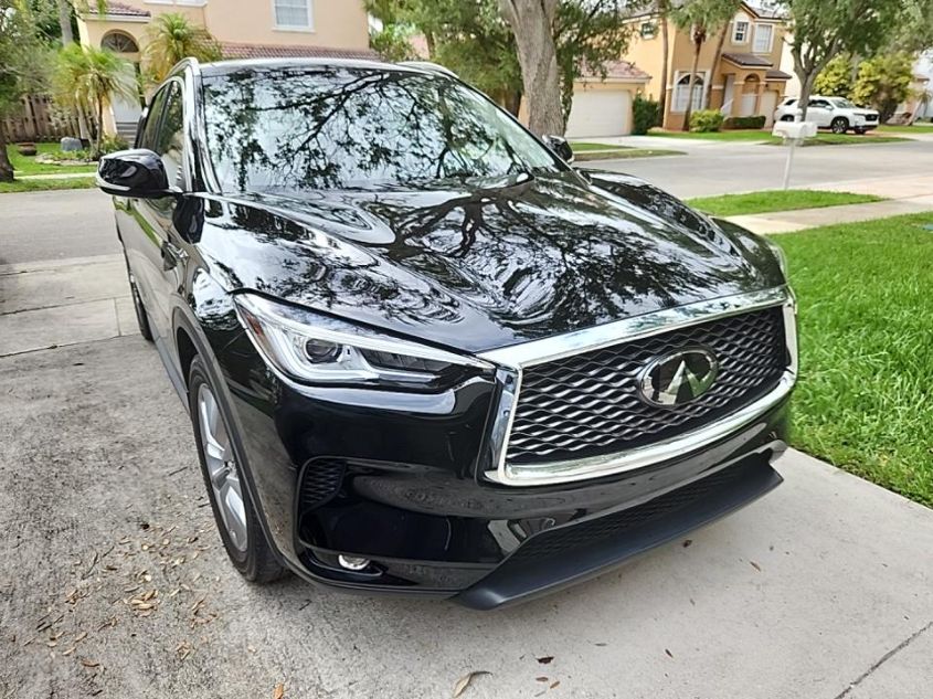 2021 INFINITI QX50 LUXE