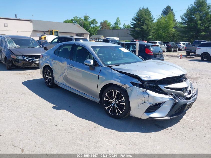 2018 TOYOTA CAMRY SE