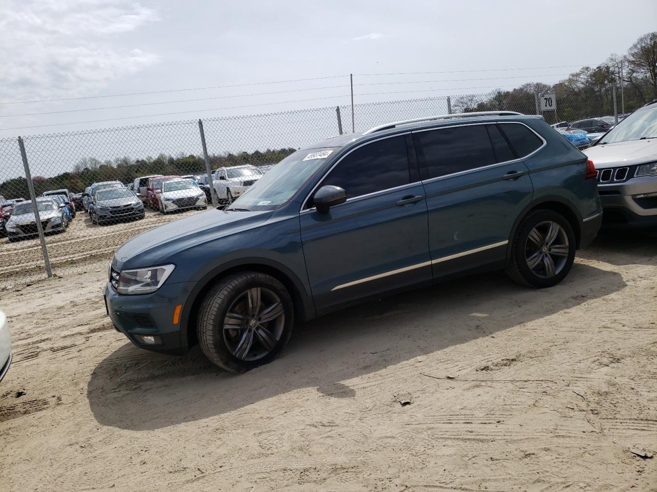 2020 VOLKSWAGEN TIGUAN SE