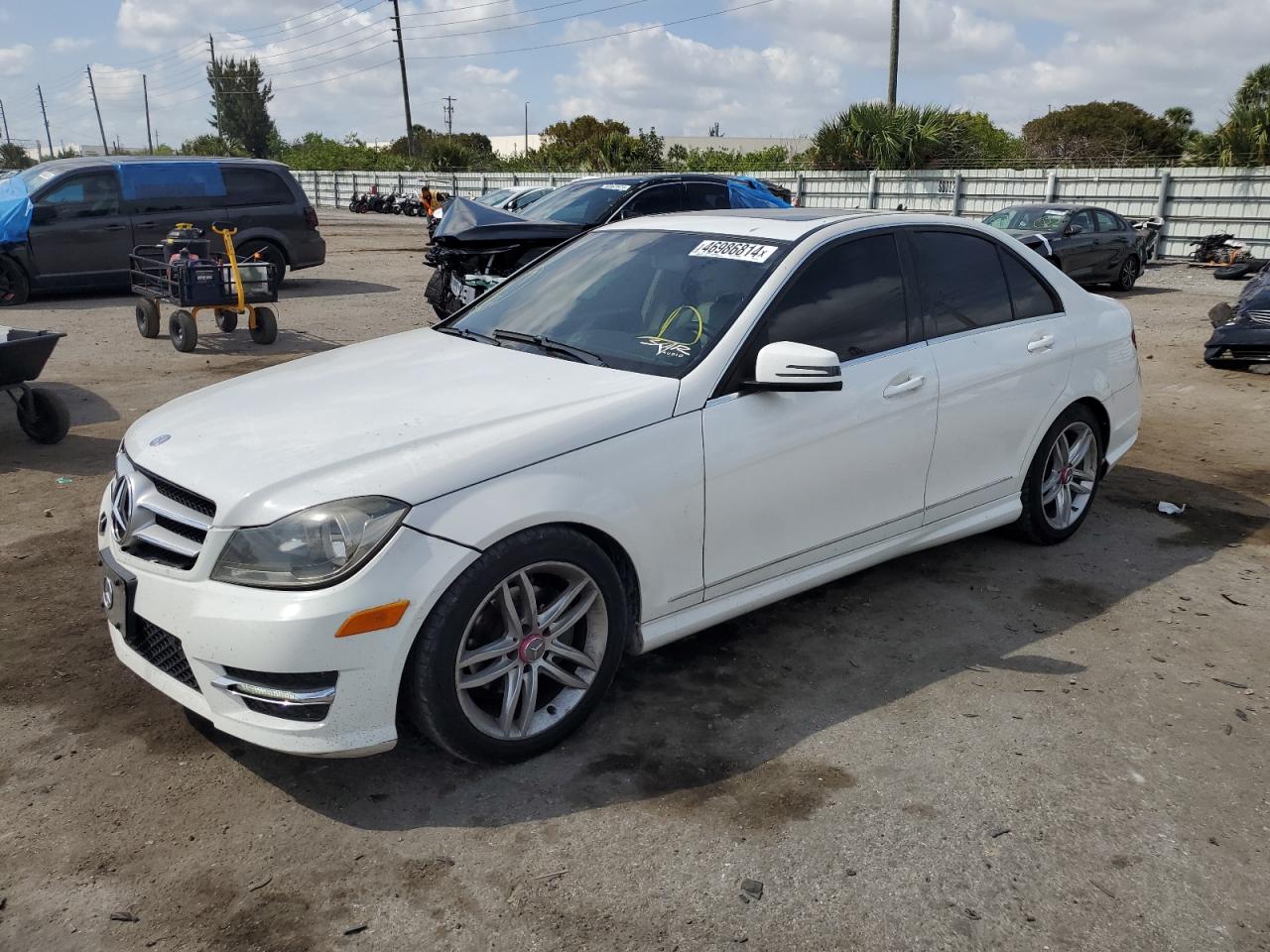 2014 MERCEDES-BENZ C 250