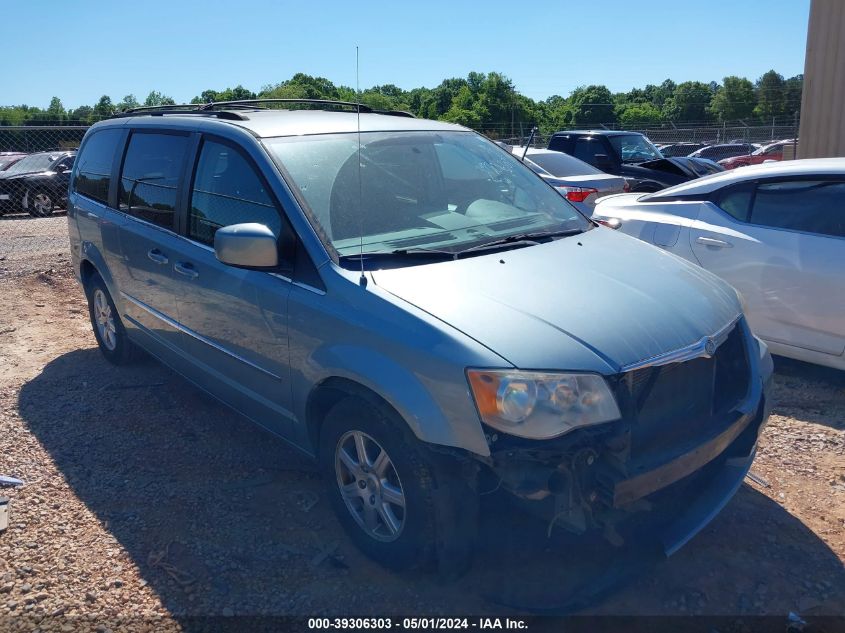 2010 CHRYSLER TOWN & COUNTRY TOURING