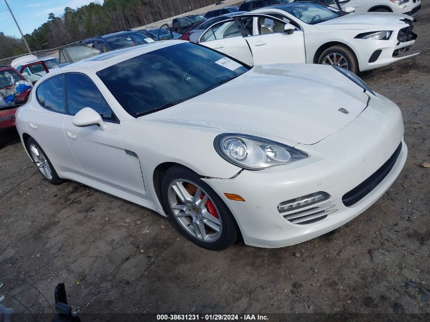 2011 PORSCHE PANAMERA 4