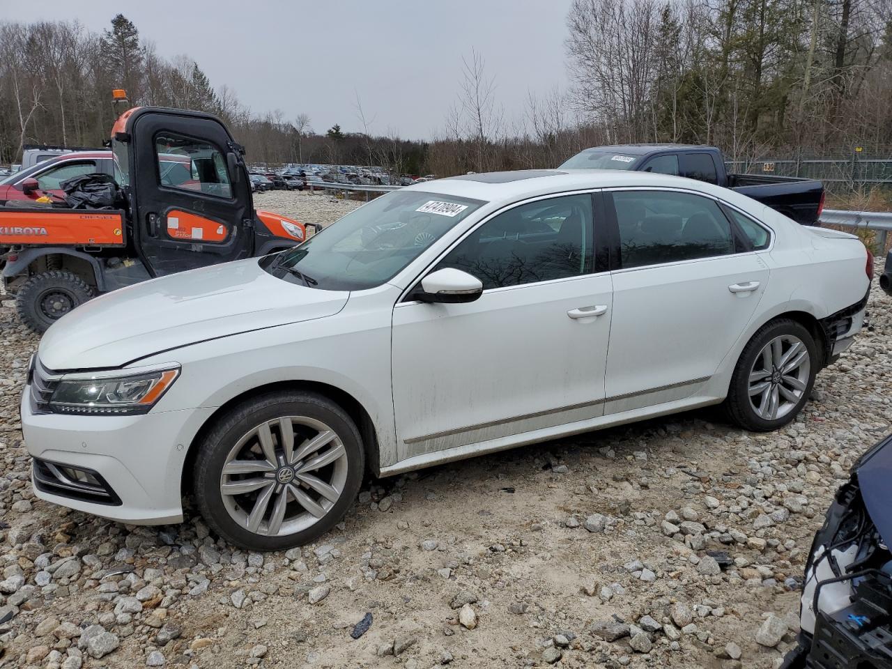 2017 VOLKSWAGEN PASSAT SEL PREMIUM