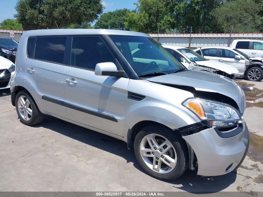 2011 KIA SOUL +