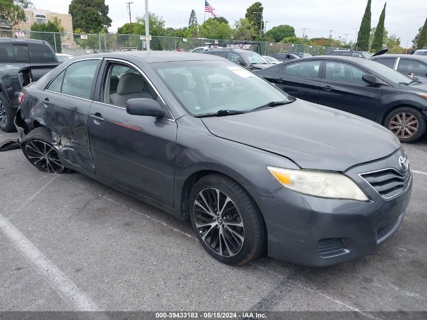 2011 TOYOTA CAMRY LE