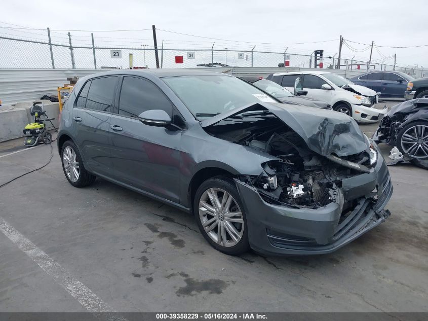 2015 VOLKSWAGEN GOLF TDI SE 4-DOOR