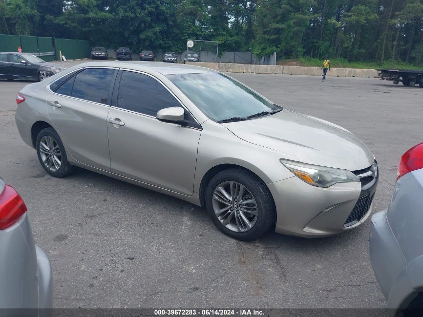 2015 TOYOTA CAMRY SE