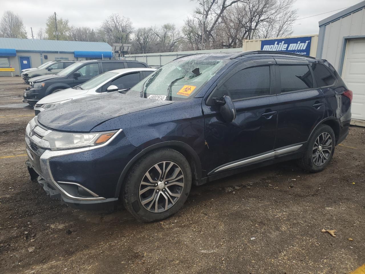 2016 MITSUBISHI OUTLANDER SE