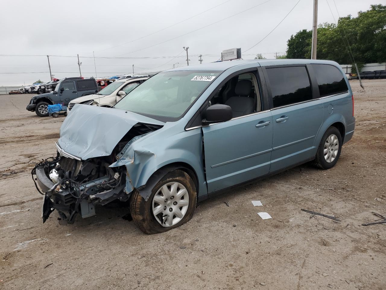 2010 CHRYSLER TOWN & COUNTRY LX