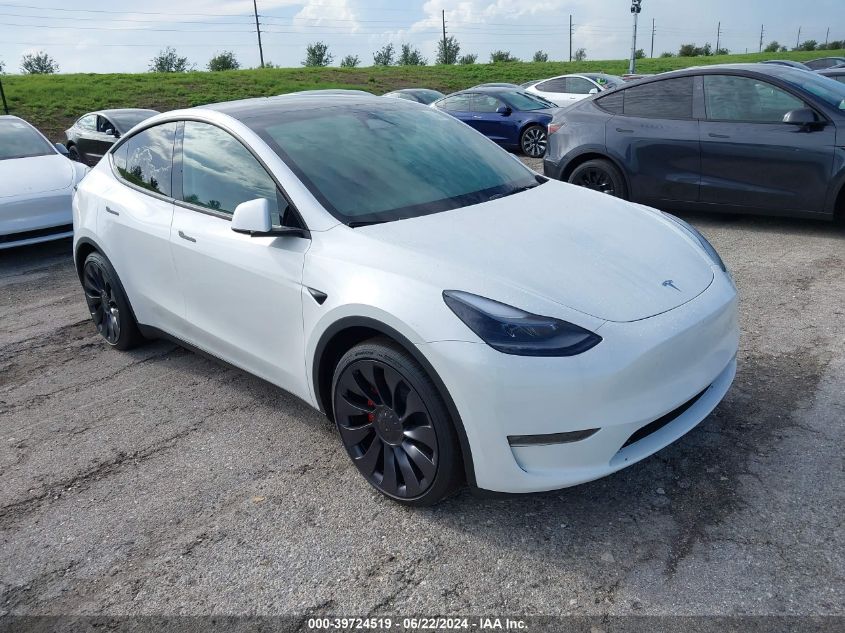 2024 TESLA MODEL Y