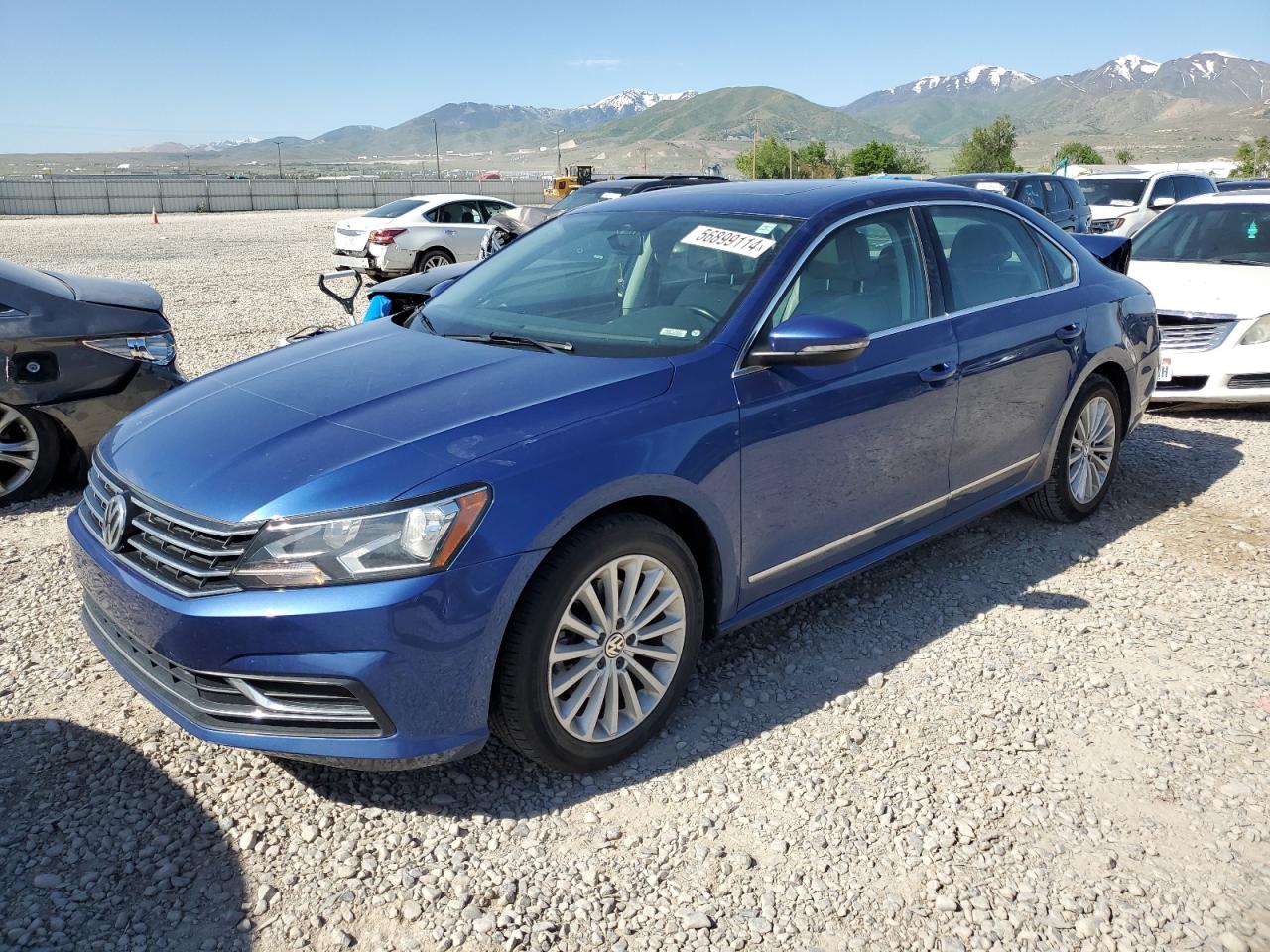 2017 VOLKSWAGEN PASSAT SE