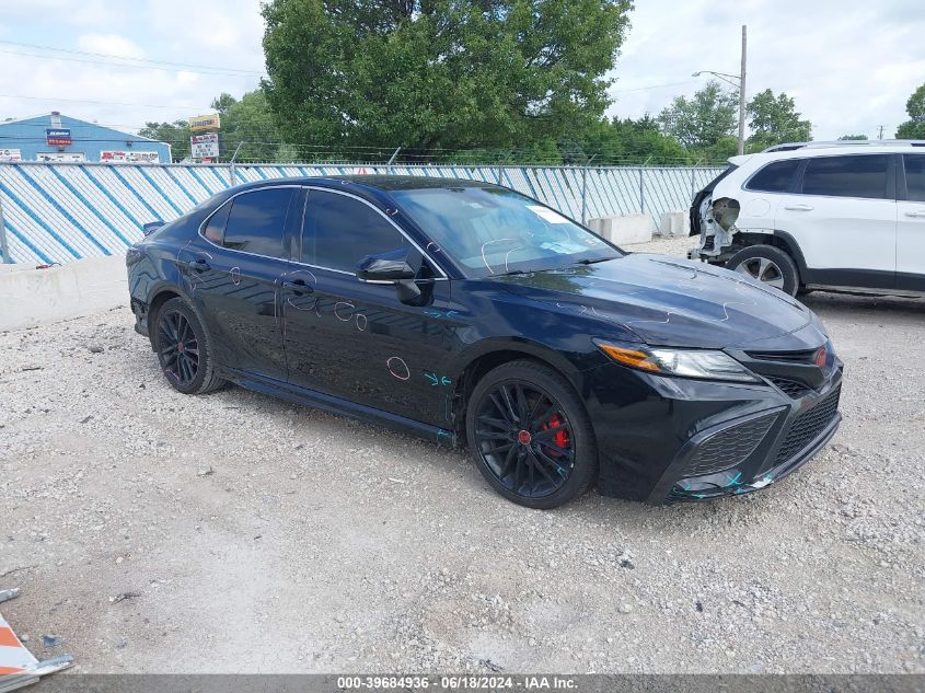 2021 TOYOTA CAMRY XSE