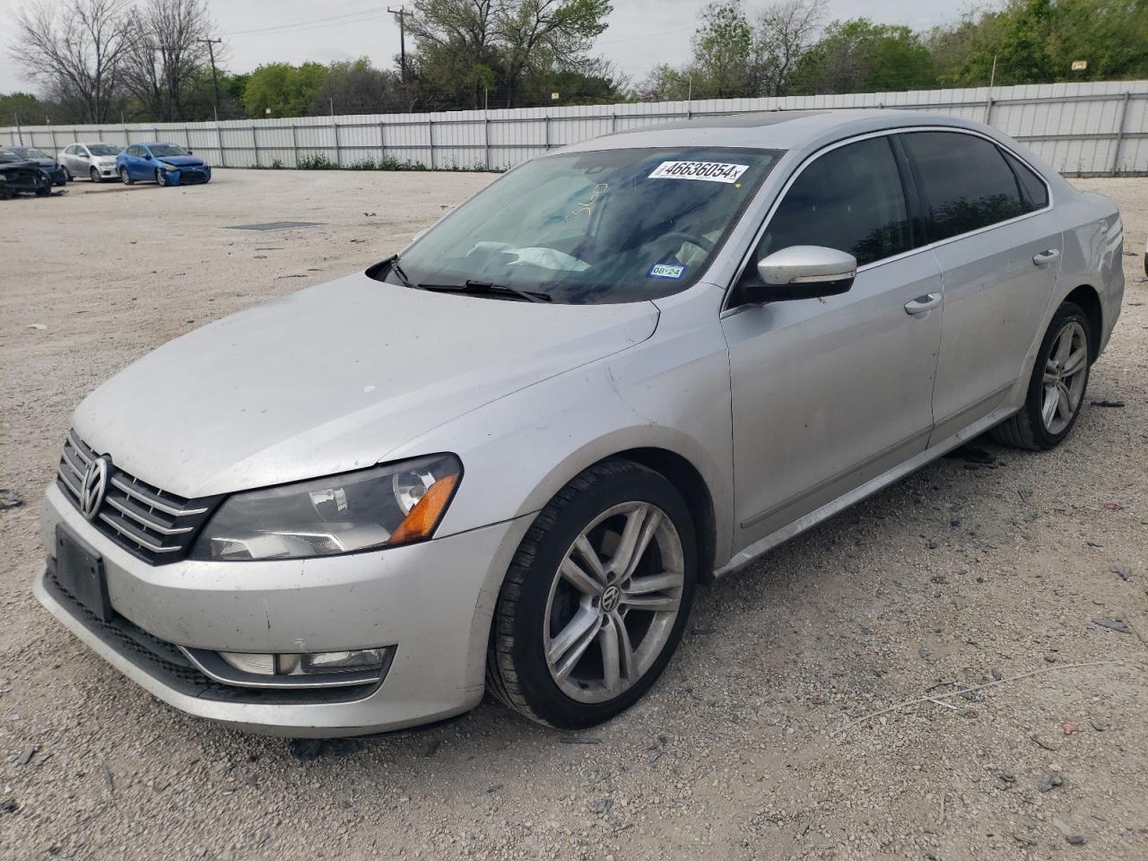 2015 VOLKSWAGEN PASSAT SE