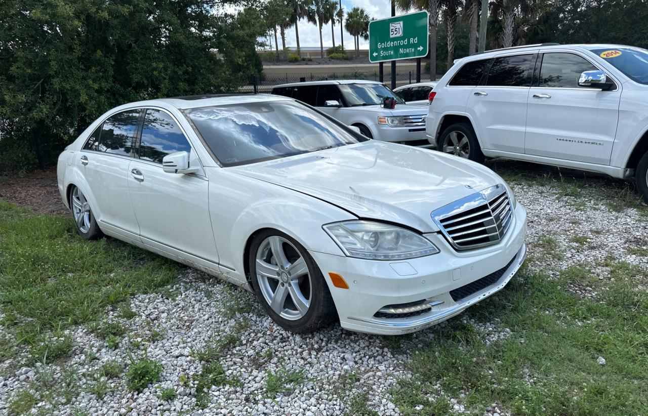 2013 MERCEDES-BENZ S 550