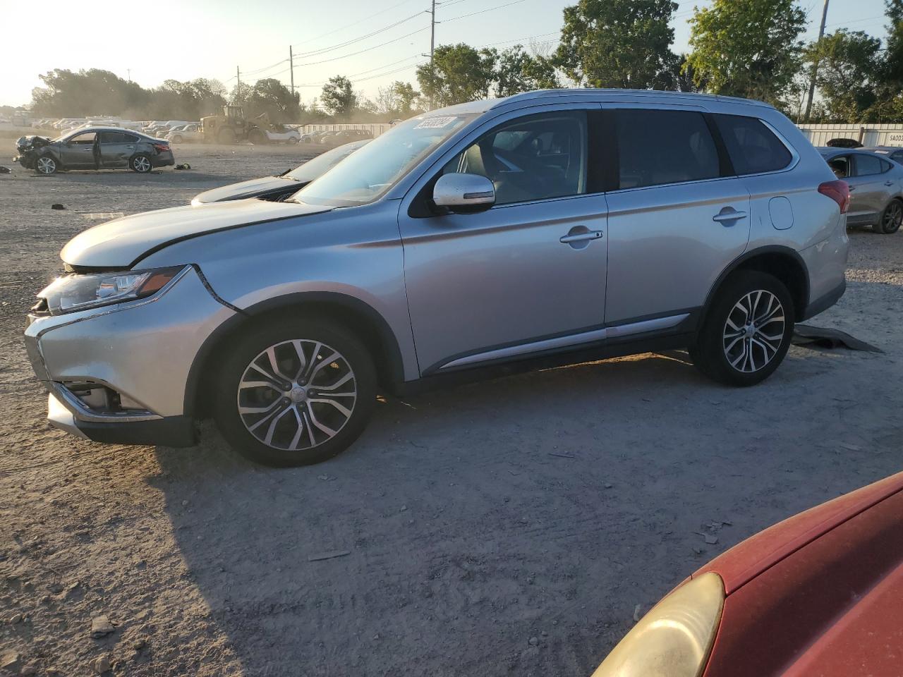 2018 MITSUBISHI OUTLANDER SE