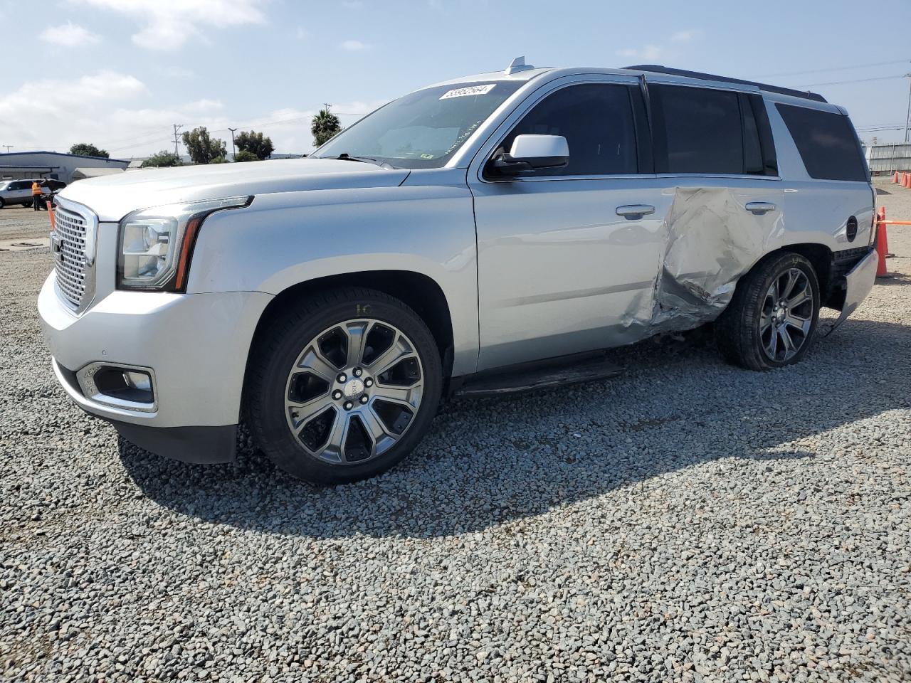 2017 GMC YUKON SLE