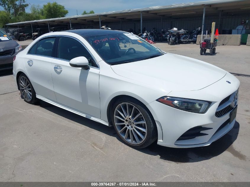 2019 MERCEDES-BENZ A 220