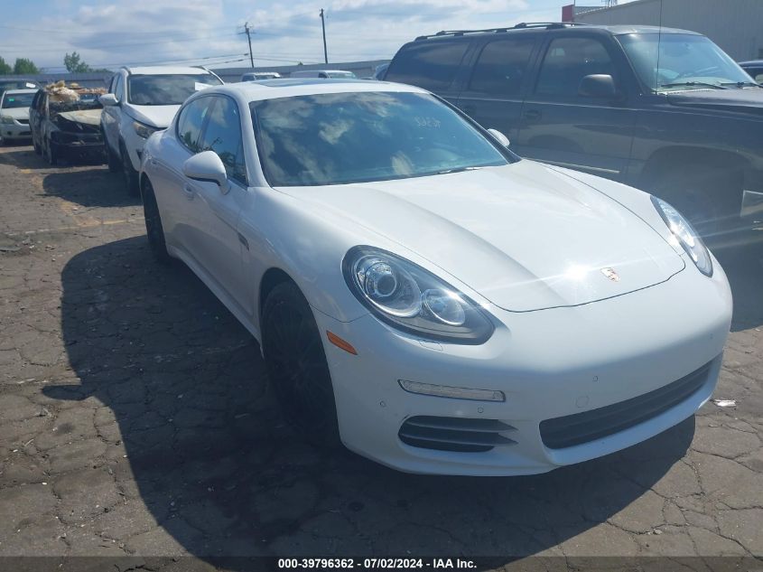 2015 PORSCHE PANAMERA 4