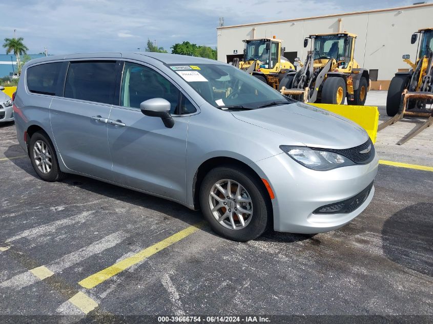 2023 CHRYSLER VOYAGER LX