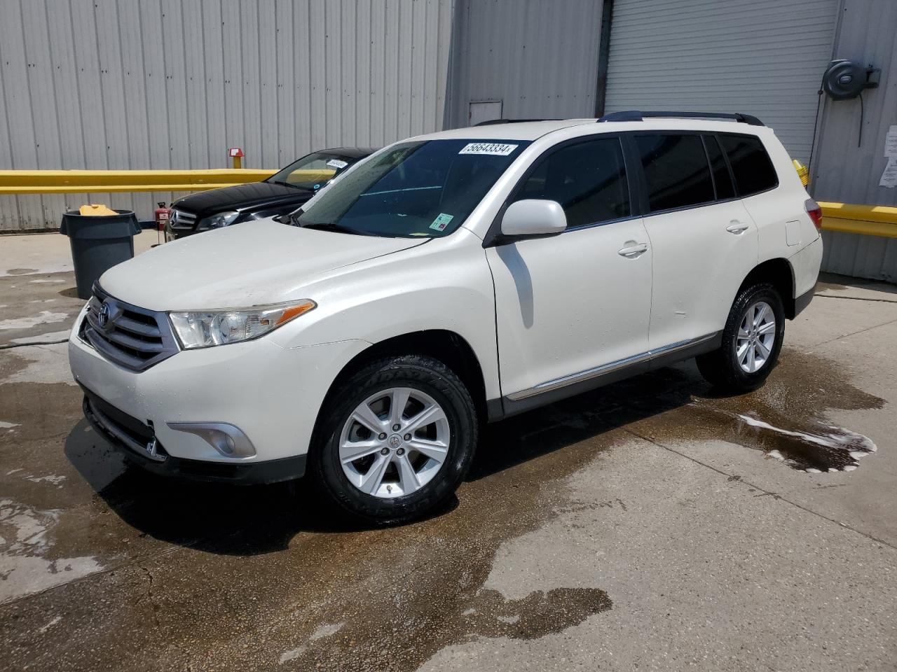 2013 TOYOTA HIGHLANDER BASE