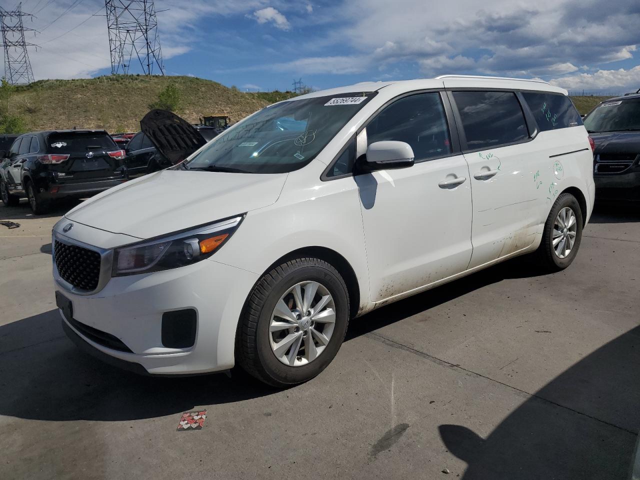 2016 KIA SEDONA LX