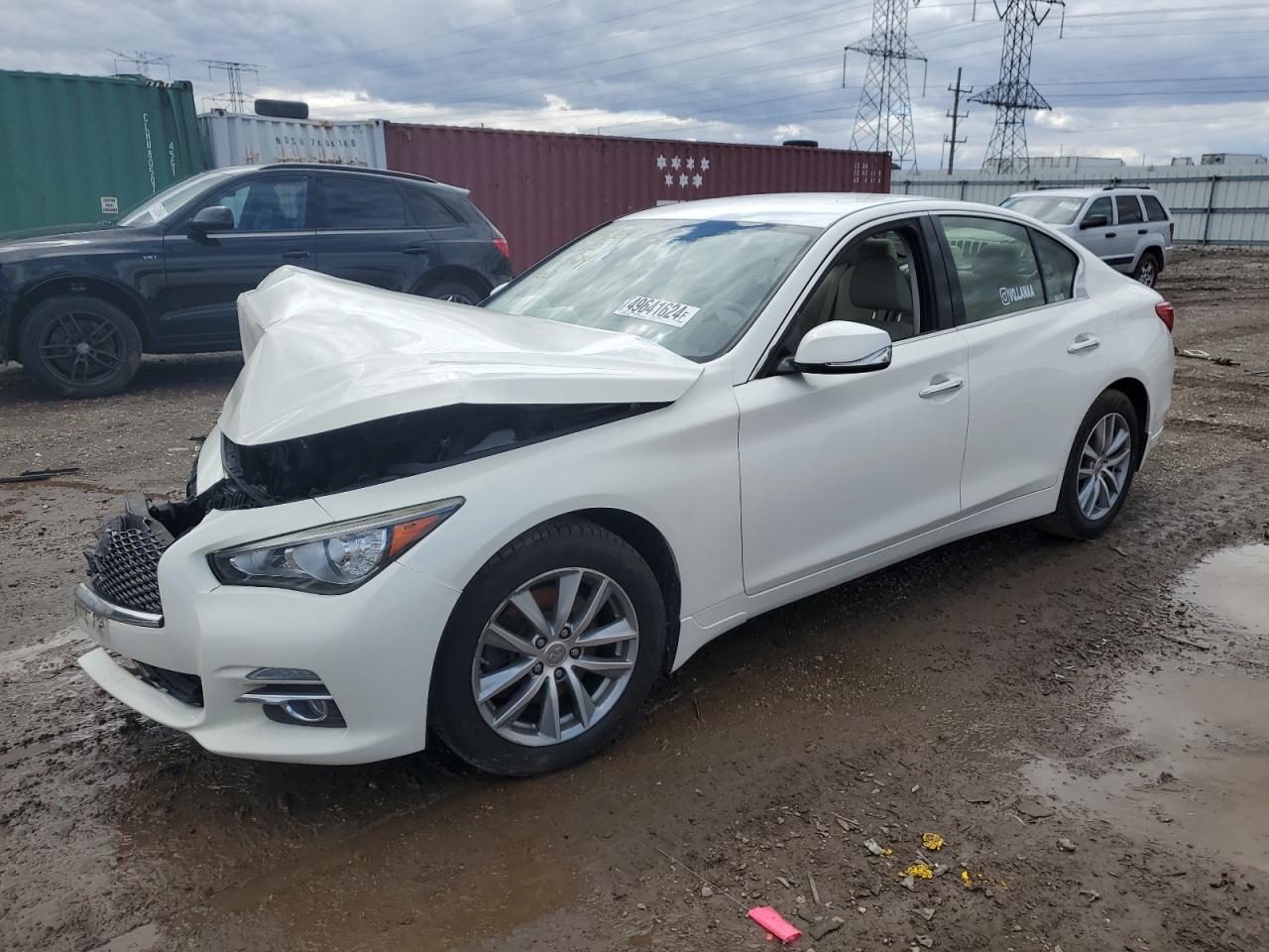 2015 INFINITI Q50 BASE