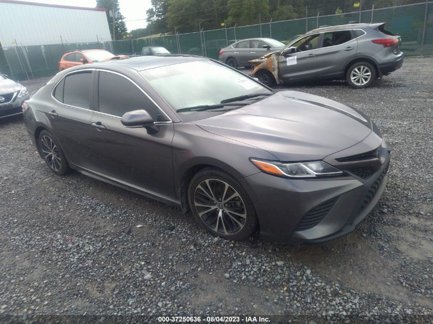 2020 TOYOTA CAMRY SE AWD