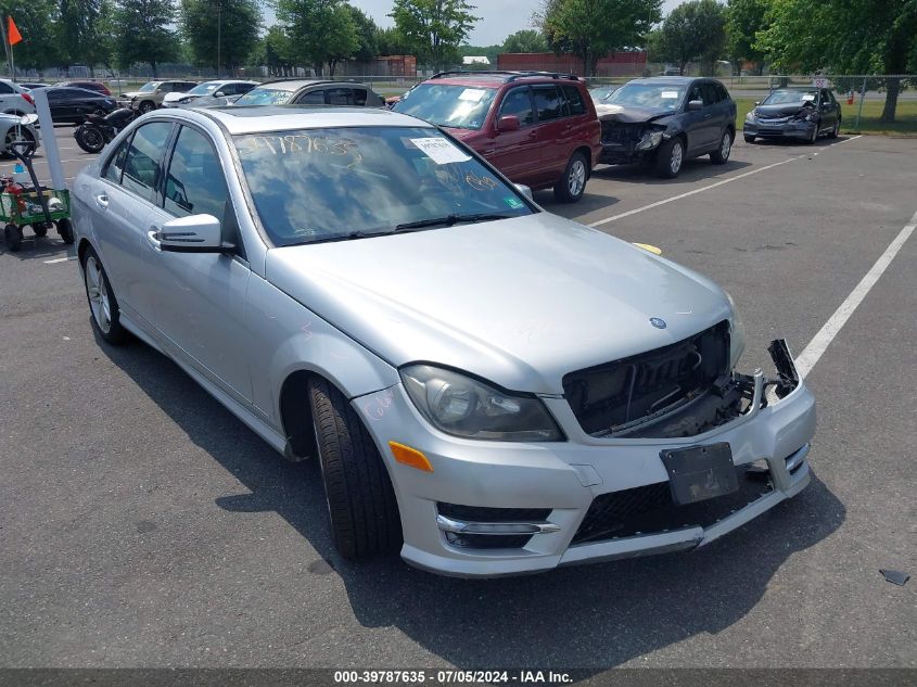 2012 MERCEDES-BENZ C 300 LUXURY 4MATIC/SPORT 4MATIC