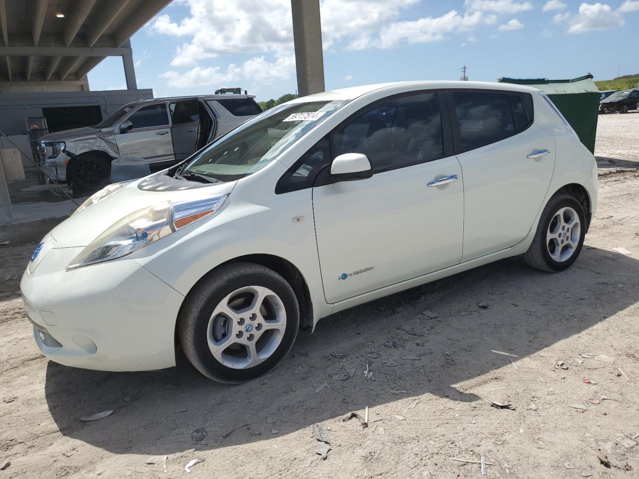 2012 NISSAN LEAF SV