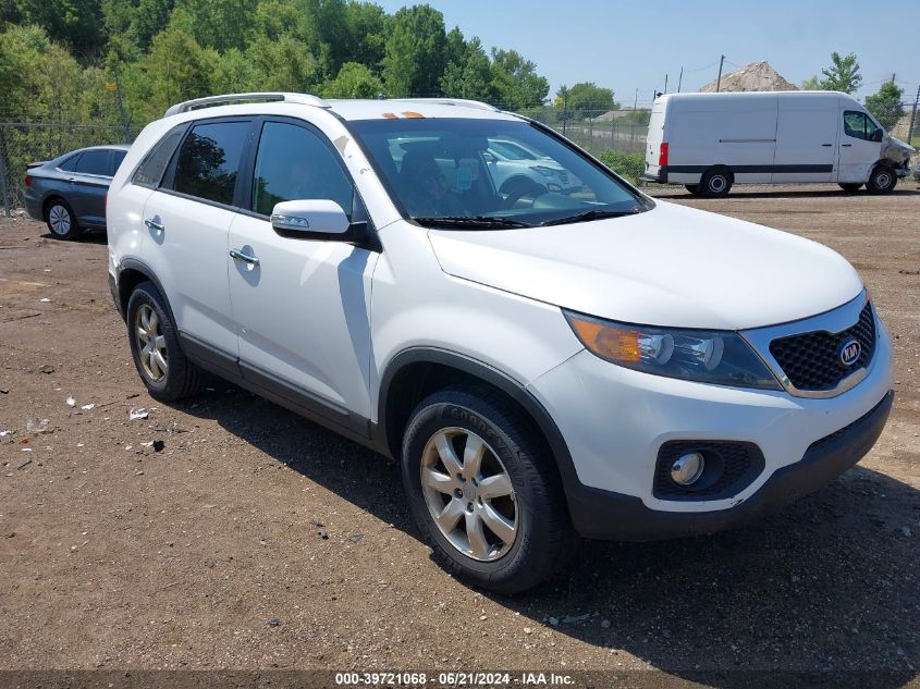 2013 KIA SORENTO LX