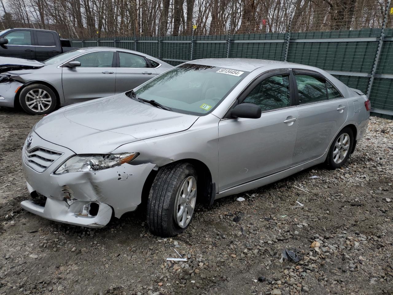 2011 TOYOTA CAMRY SE