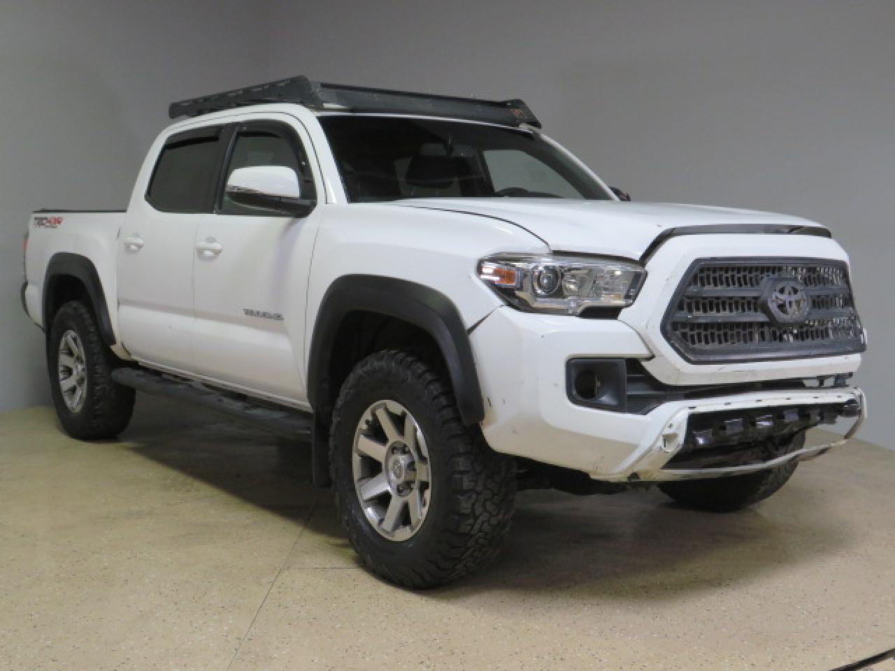 2017 TOYOTA TACOMA DOUBLE CAB