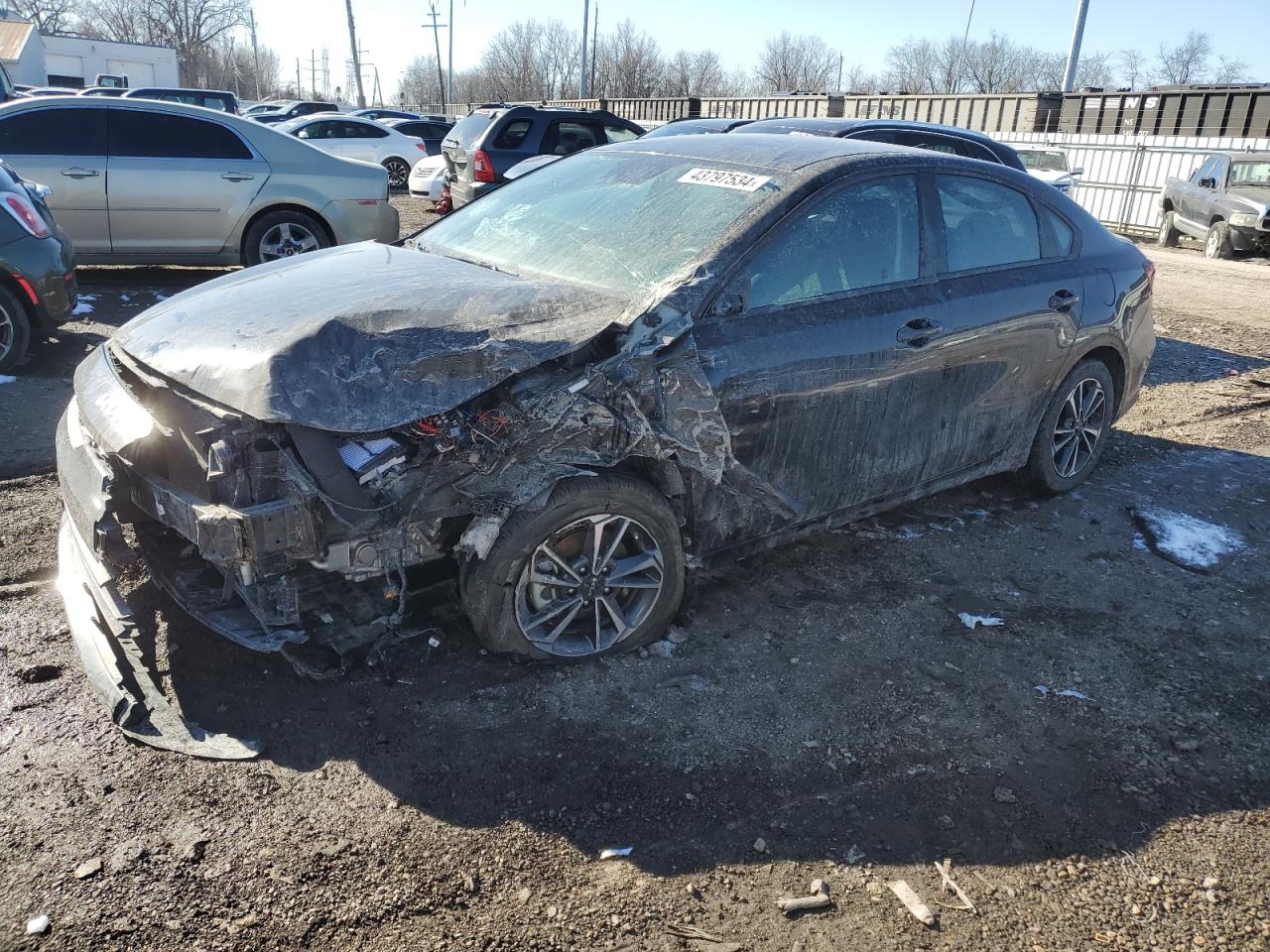 2023 KIA FORTE LX