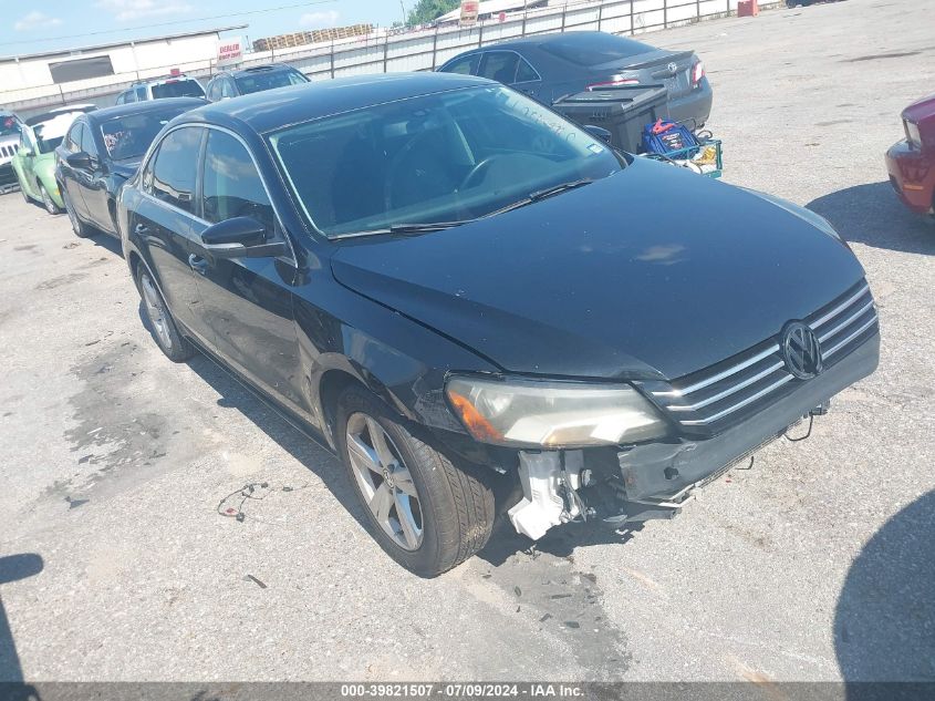 2013 VOLKSWAGEN PASSAT 2.5L SE