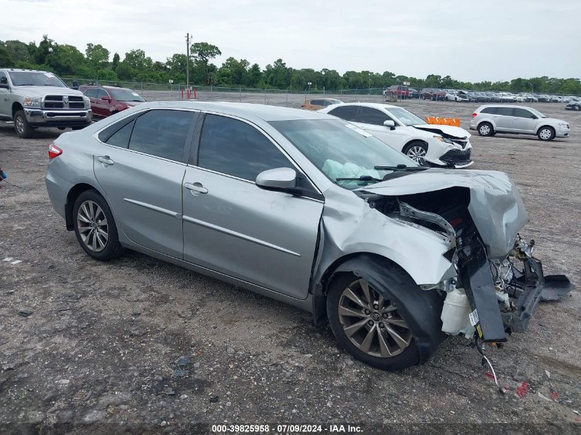 2015 TOYOTA CAMRY XLE