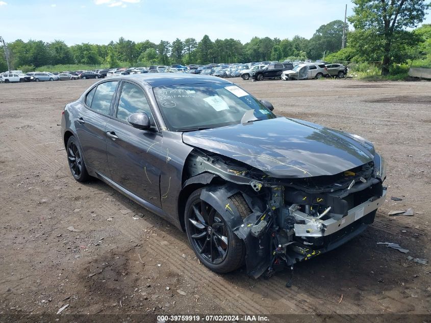 2022 ALFA ROMEO GIULIA TI AWD