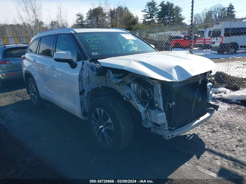 2020 TOYOTA HIGHLANDER XLE