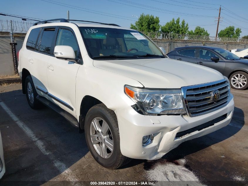 2014 TOYOTA LAND CRUISER V8