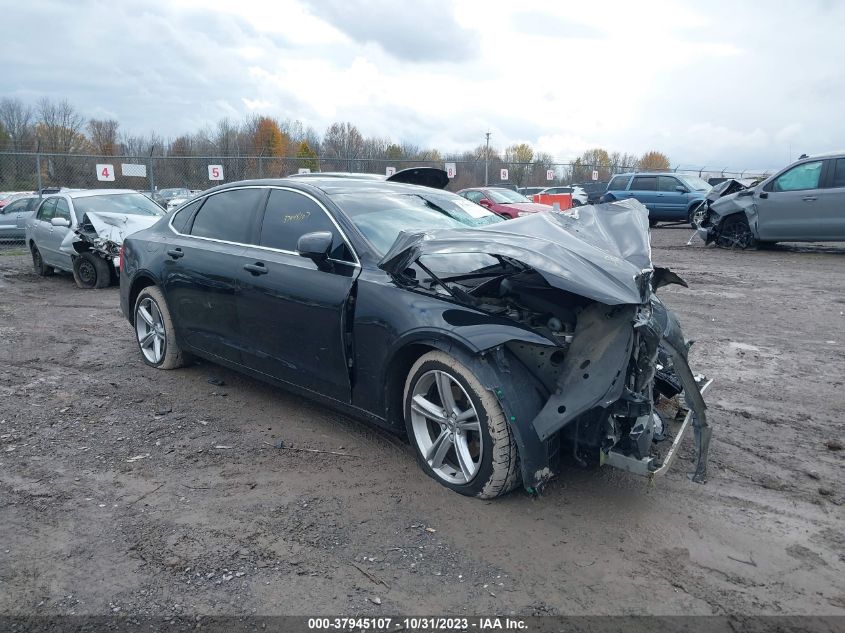 2018 VOLVO S90 T5 MOMENTUM